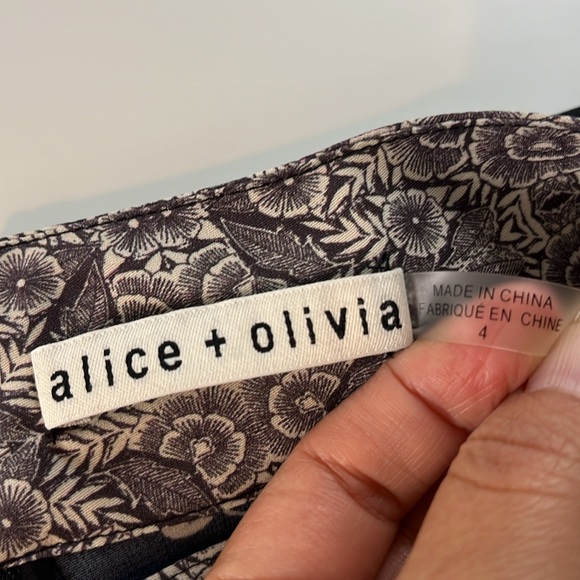 Alice + Olivia Athena Floral Print Wide - Waistband Flared Pants Size 4 - Picture 12 of 13